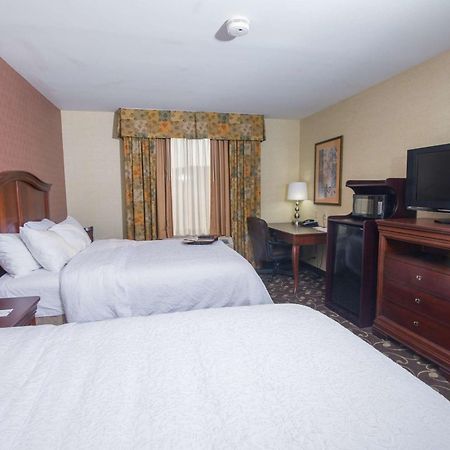 Hampton By Hilton Brattleboro Hotel Exterior foto